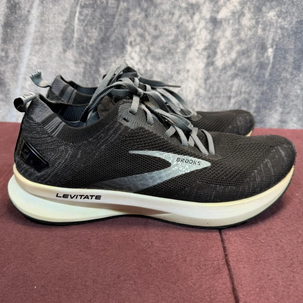 Brooks Levitate 4.0 Running Shoes Womens Black Medium 9.5 Athletic Sneakers